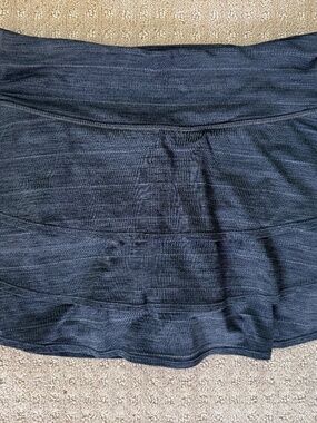 Athleta Skort, dark gray, medium